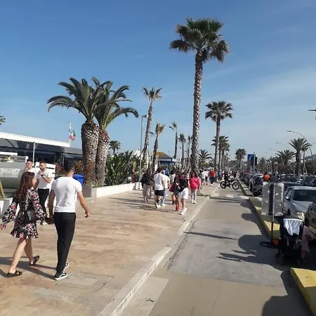 Lido 10a Apartamento *